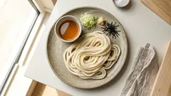 保存袋&足踏みでつるもち食感に。特別な道具なしの手打ちうどんレシピ